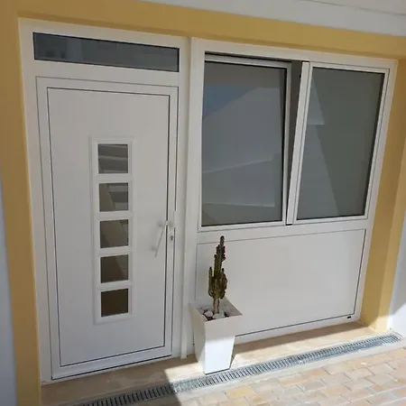 Helena's House * Ναζαρέ