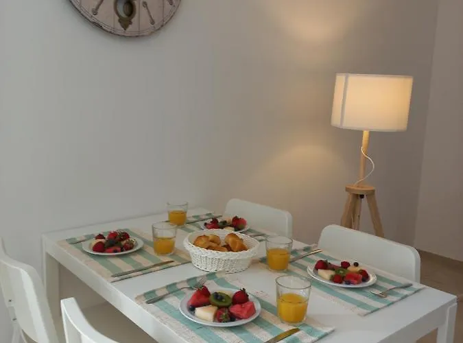 Helena's House Nazaré